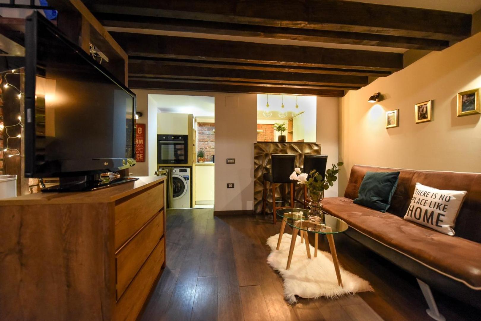 Central Comfort - Duplex-Style Studios On Regina Elisabeta Bucharest Room photo